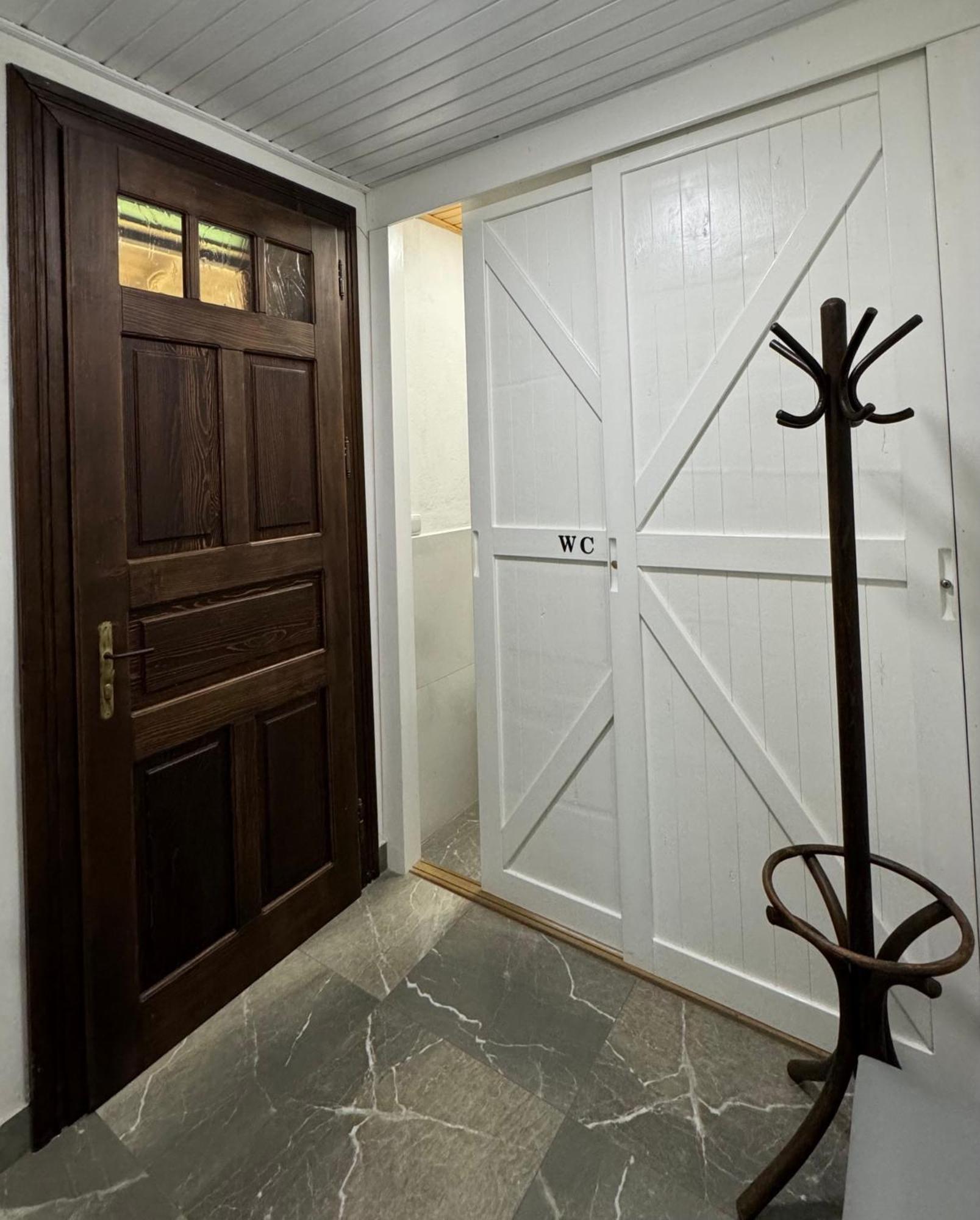 Apartmanove Ubytovanie Pod Dubom Polny Kesov Exterior photo